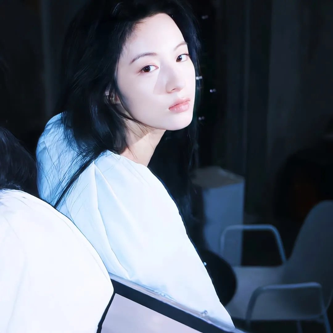 美女与纯情男